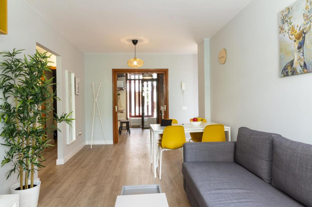 Homeforguest New Modern Apartment With Pool 阿罗纳 外观 照片