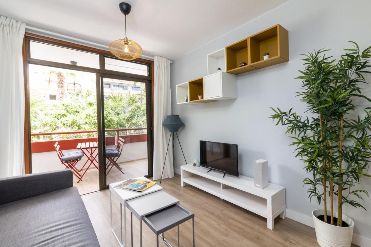 Homeforguest New Modern Apartment With Pool 阿罗纳 外观 照片