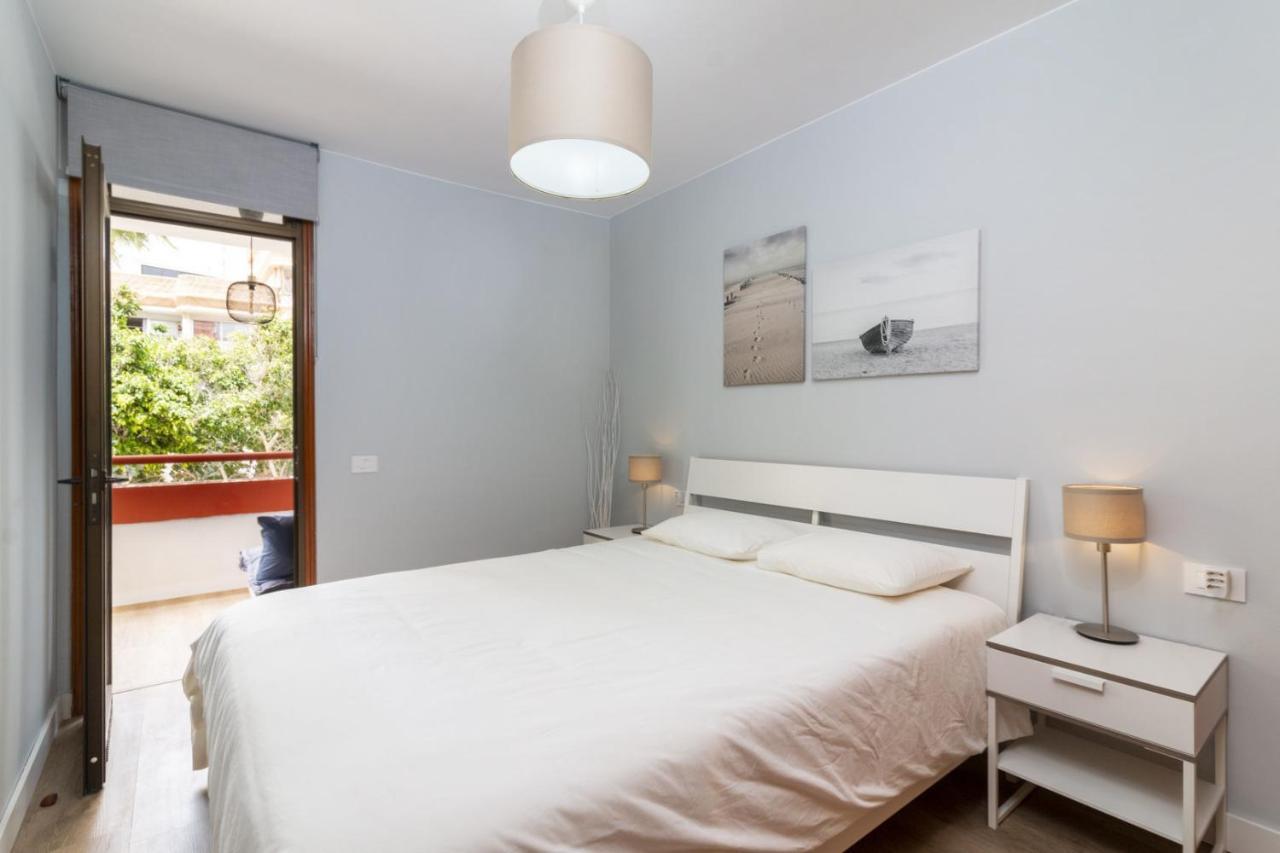 Homeforguest New Modern Apartment With Pool 阿罗纳 外观 照片