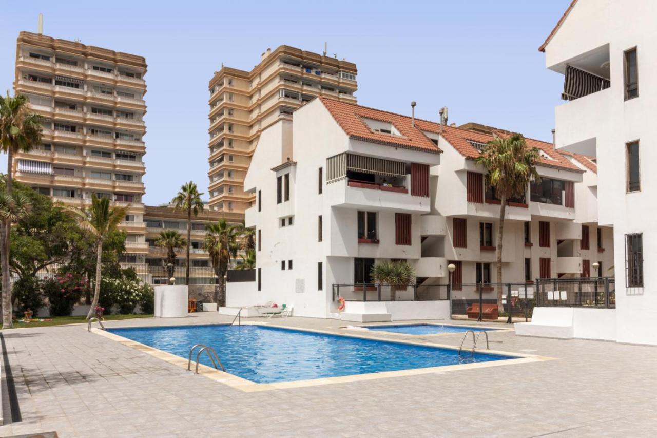 Homeforguest New Modern Apartment With Pool 阿罗纳 外观 照片